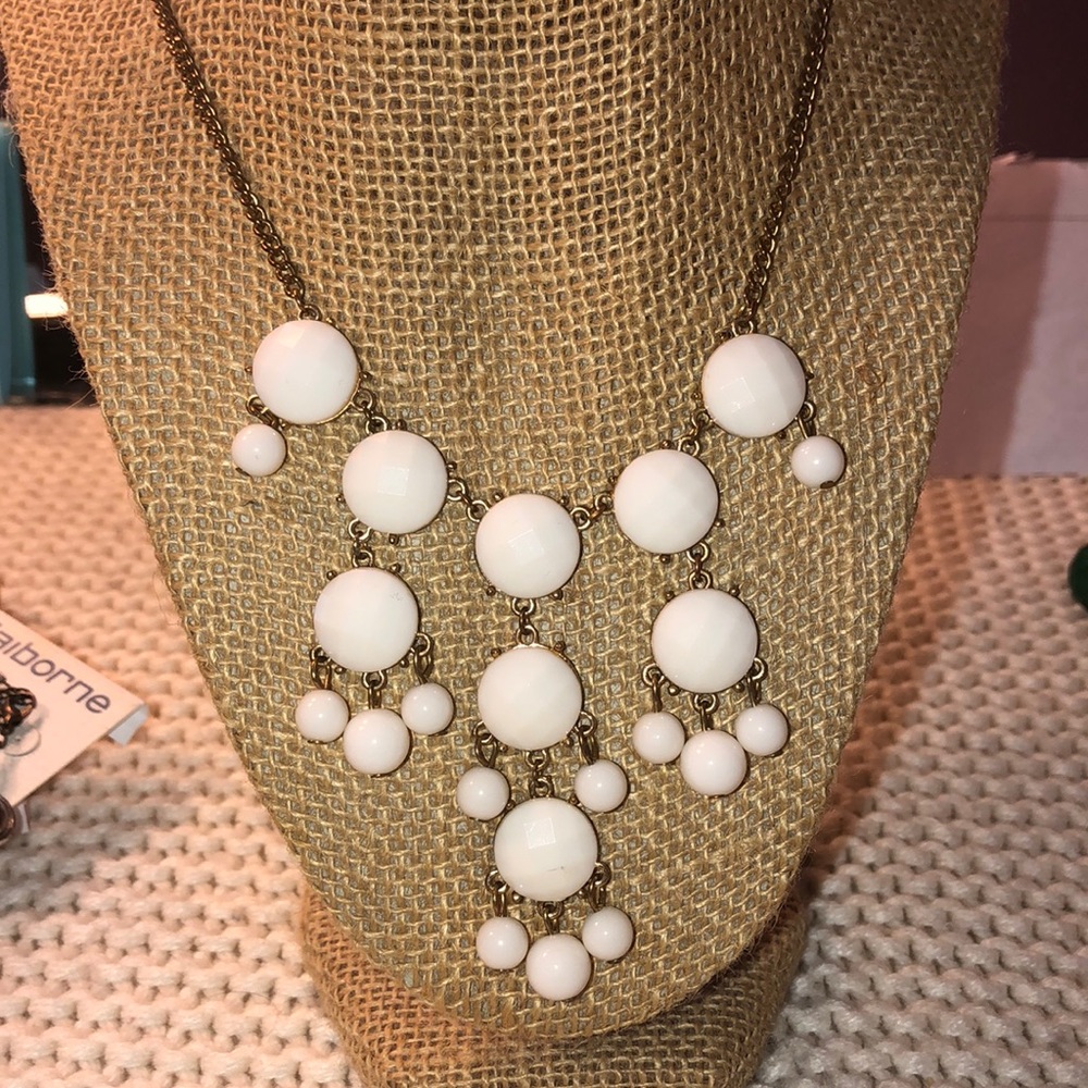 Necklace - Picture 2 of 3